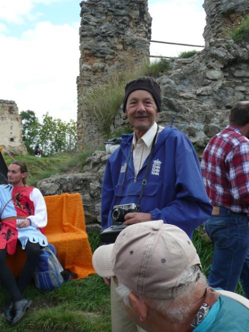 Historický den Zvířetice Celou sobotu jsme s obavami shlíželi k obloze a doufali, že déšť ustane, protože už na zítřek máme naplánovaný celodenní výlet na hrad Zvířetice.