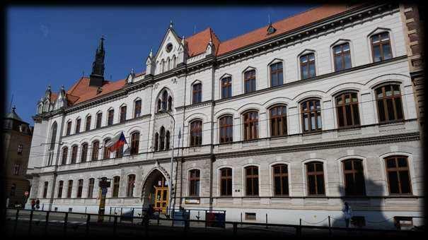 Střední zdravotnická škola a Vyšší odborná škola zdravotnická Emanuela Pöttinga