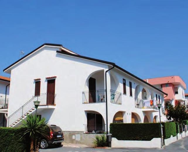 Santa Maria del Cedro santamariadelcedro.azzurro.cz Residence PRIMVER CLU z Mikulova 1620 km z olního vořiště 1540 km z Ružinova 1610 km Lagonegro Nord - Maratea, dálnice 3 Salerno - Reggio Calabria.