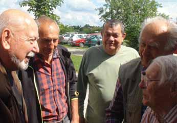 Setkání jeskyňářů seniorů v Moravském krasu Ladislav Slezák Z činnosti odborové organizace Vratislav Ouhrabka Uskutečnilo se v sobotu 10. června 2017. A zase ten 10. červen! Mám smůlu.