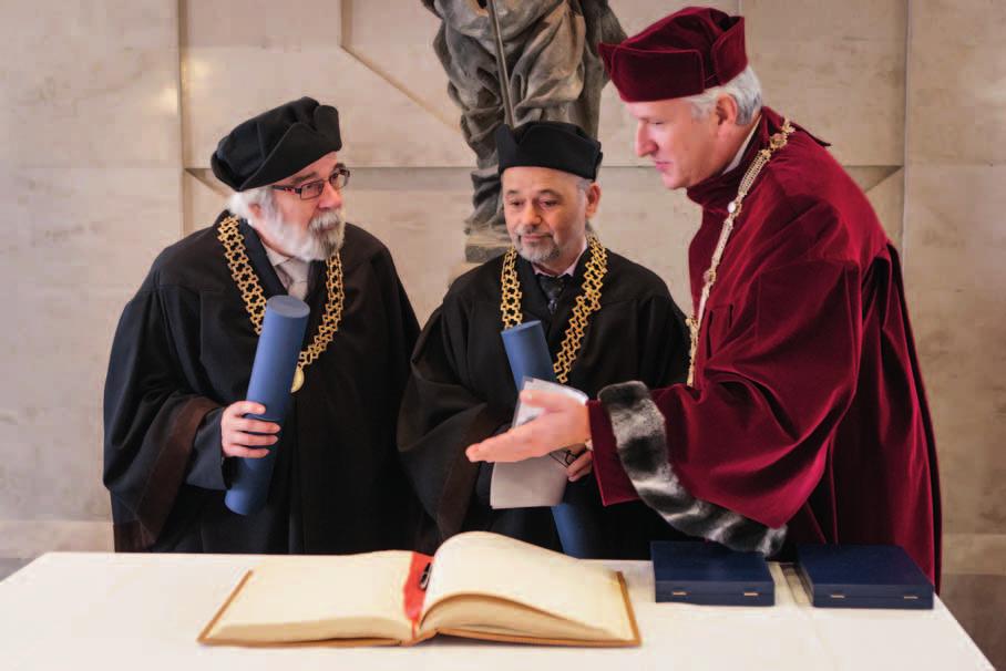(red) Modrá expozice ČVUT zářila na veletrhu Gaudeamus v Praze (26. 27. 1.). Návštěvníci se dozvěděli důležité informace o studiu na naší vysoké škole a měli možnost seznámit se nejen se studenty, ale i s akademickými pracovníky.