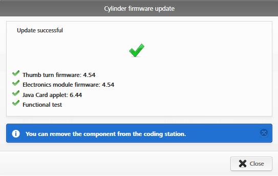 Obrázek 245: Kódovací stanice úspěšná aktualizace firmwaru Uzamykací komponenta se po zavření hlášení o úspěšném provedení operace ještě jednou aktualizuje.