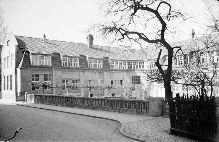 Budova bývalé školy umění a řemesel (1906