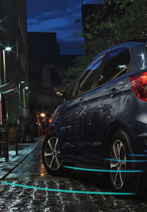 Snadno zacouvejte do parkovacího místa Zadní parkovací senzory S vozem Ford KA+