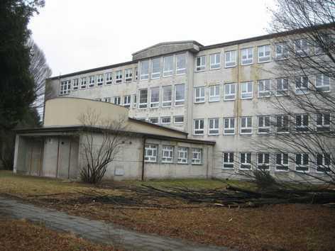 ZNALECKÝ POSUDEK O CENĚ OBVYKLÉ číslo 5942/2018 NEMOVITÁ VĚC: Komerční areál Slezské univerzity v Opavě ul. Gustawa Morcinka 1112 na vlastních pozemcích a pozemků parc.č. 3261 a parc.č. 3262, k.ú.