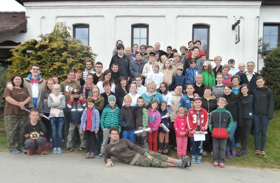 Odborný program pro rodiče byl i letos formován tak, aby umožnil účastníkům získat potřebnou část vzdělávacích hodin předepsaných zákonem.