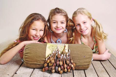 Září 2019 Muzeum krajky Vamberk 130 let Krajkářské školy ve Vamberku 13. 9. 31. 12. výstava, vernisáž 13. 9. od 17. hodin Výstava ke 130.