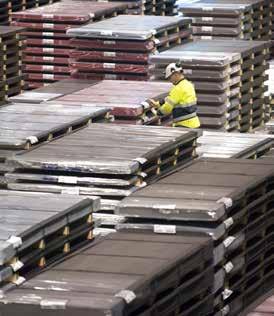 DODÁVÁME PODLE VAŠICH PŘÁNÍ Bórová ocel SSAB přináší širokou nabídku jakostí s obsahem uhlíku od 0,22 do 0,42 %.