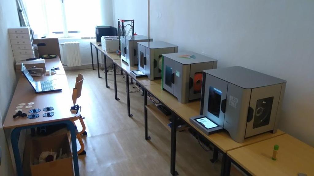 4 Laboratoř 3D tisku Tiskárny 1x RepRap