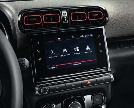 KONEKTIVITA CITROËN C3 AIRCROSS nabízí inovativní a uživatelsky vstřícné možnosti konektivity.