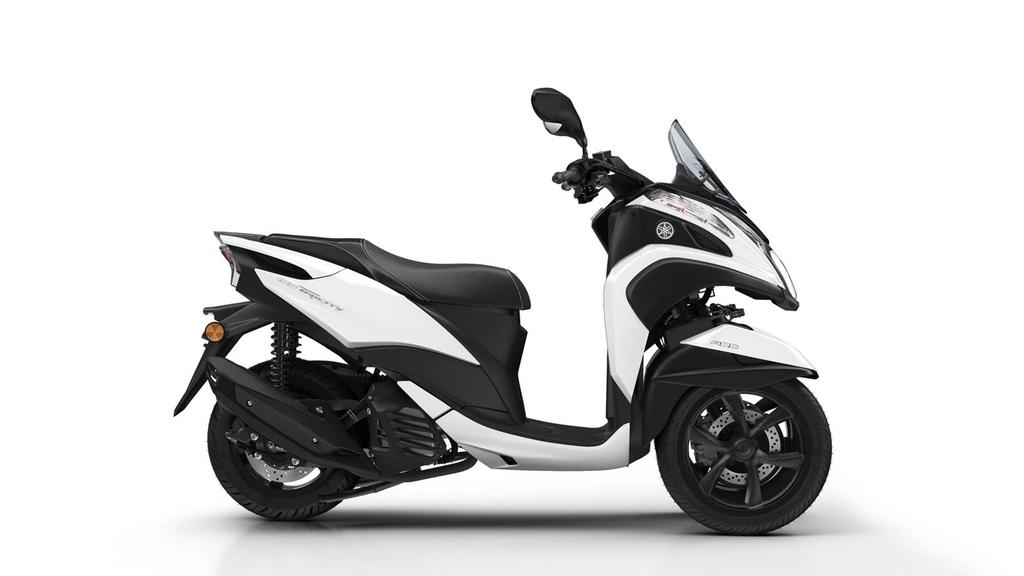 Barvy Cyber Blue Matt Grey Milky White Kvalita značky Yamaha Technici společnosti Yamaha jsou plně školeni a vybaveni tak, aby nabídli ty nejlepší