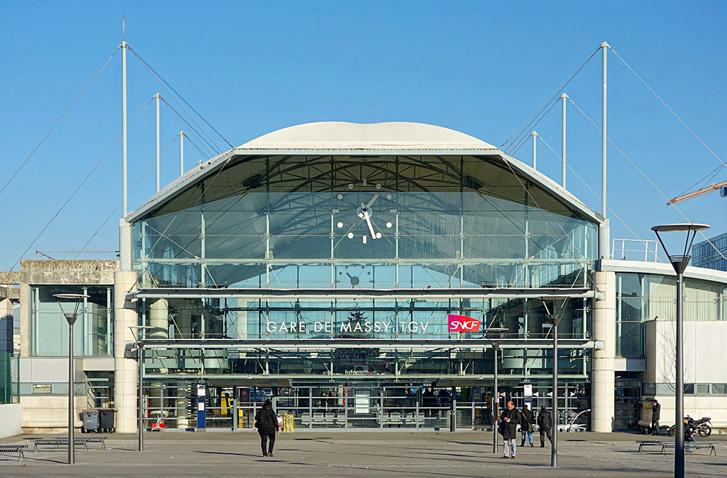 GARE D HIER, GARE DE DEMAIN : EXPÉRIENCES CROISÉES FRANCE- RÉPUBLIQUE TCHÈQUE NÁDRAŽÍ VČEREJŠKA, NÁDRAŽÍ ZÍTŘKA: ZKUŠENOSTI FRANCIE A ČESKÉ REPUBLIKY FOTO: WIKIPEDIA L importance du secteur