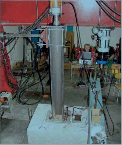 IDEA StatiCa Steel Výzkum a vývoj IDEA StatiCa Connection je výsledkem dlouhodobého výzkumného a vývojového projektu, který začal v 90tých letech spoluprací našeho ředitele Lubomíra