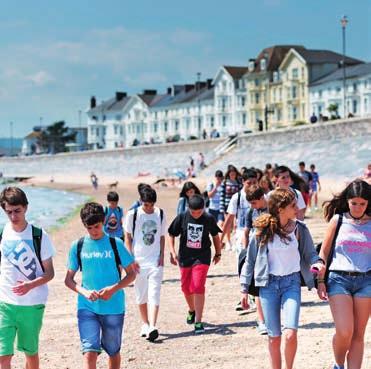 pro děti a mládež od 14 do 17 let Exmouth, letní kurzy pro mládež, malé, klasické anglické přímořské letovisko, bohatý program, rodiny blízko školy, 2 týdny s ubytováním od 28 670 Kč!