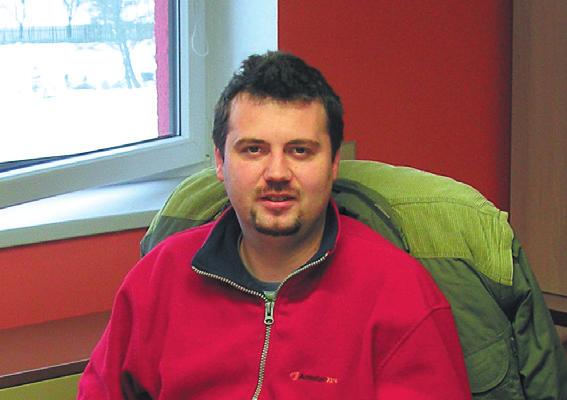 Michal Pekař popsal historii pěstování hybridní pšenice ve fi rmě VOD Jetřichovec: V Jetřichovci již 3 roky pěstujeme hybridní pšenici HYLAND. Poprvé v roce 2013 nám na 27 ha pozemku nasypal 94 q/ha.