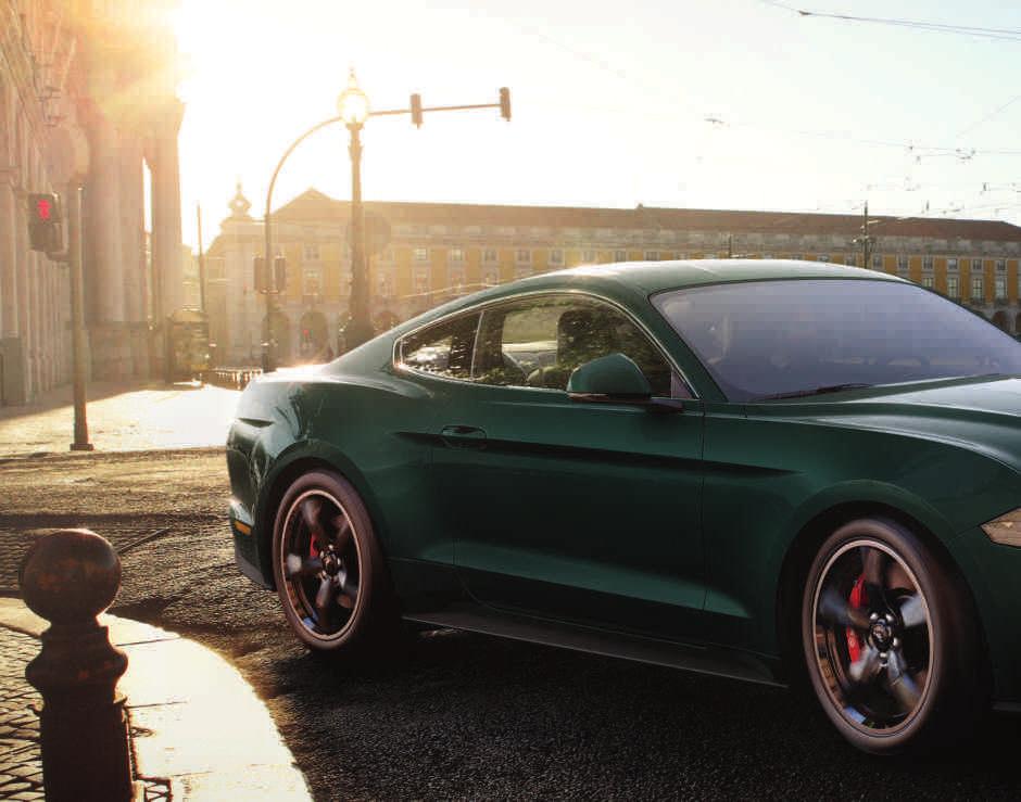 Legendární. Limitovaná edice Mustang BULLITT V roce 1968 se stal jeden z vozů značky Ford hvězdou stříbrného plátna. Tímto vozem byl Ford Mustang GT ve filmu Bullittův případ. K 50.