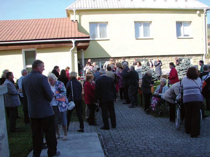Ty začaly už za mého předchůdce, bratra kurátora Jaroslava Mrnuštíka, odvodněním základů a položením nové podlahy v našem kostele.