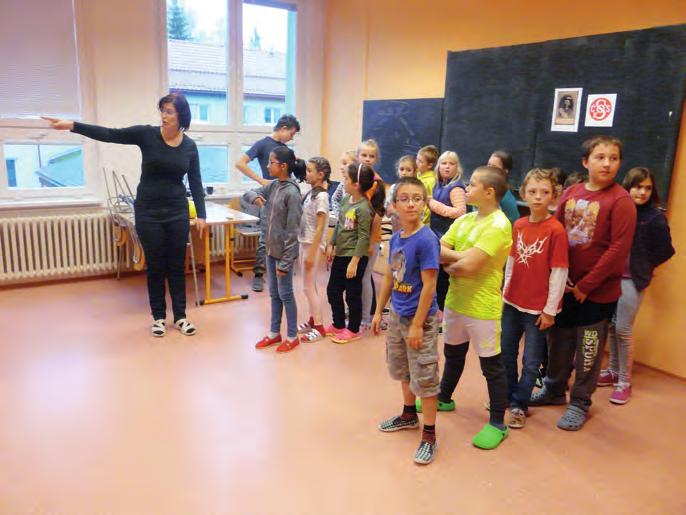 úkoly, řešili rébusy a museli také uplatnit své pohybové schopnosti. Seznámili se tak s významnými politickými osobnostmi 1.
