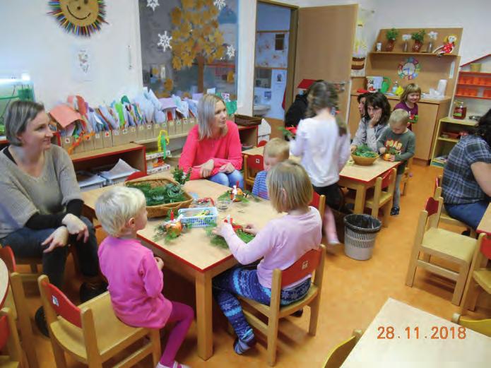 Slavnostní atmosféru doprovázely tóny vánoční písně Byla cesta, byla ušlapaná.