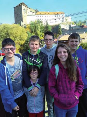 Druhý den byla exkurze zaměřena na biovýrobu sýrů. Přišla nám o tomto zajímavém procesu vyprávět paní, která sýry sama vyrábí a vyvíjí jejich možnosti chuti.