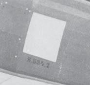 Pevně bylo dáno pořadí jednotlivých částí označení: ve směru letu (nejblíže k přídi) se nacházel znak pluku, následovalo písmeno letky a číslo stroje v rámci letky.