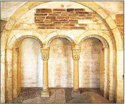 39 obrázek + mapa Doplněno foto sdružených oken z biskupského paláce v Olomouci, rovněž doplněna mapa o několik lokalit: Mouřenec, Starý Jičín, Teplice, Javorník a Vysoký Újezd.