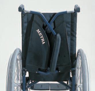 poháněcí obruče silikonové návleky na obruče odnímatelná stabilizační kolečka adaptér pro posun těžiště vzad (pro osoby s amputovanými dolními končetinami) sedací polštář různé