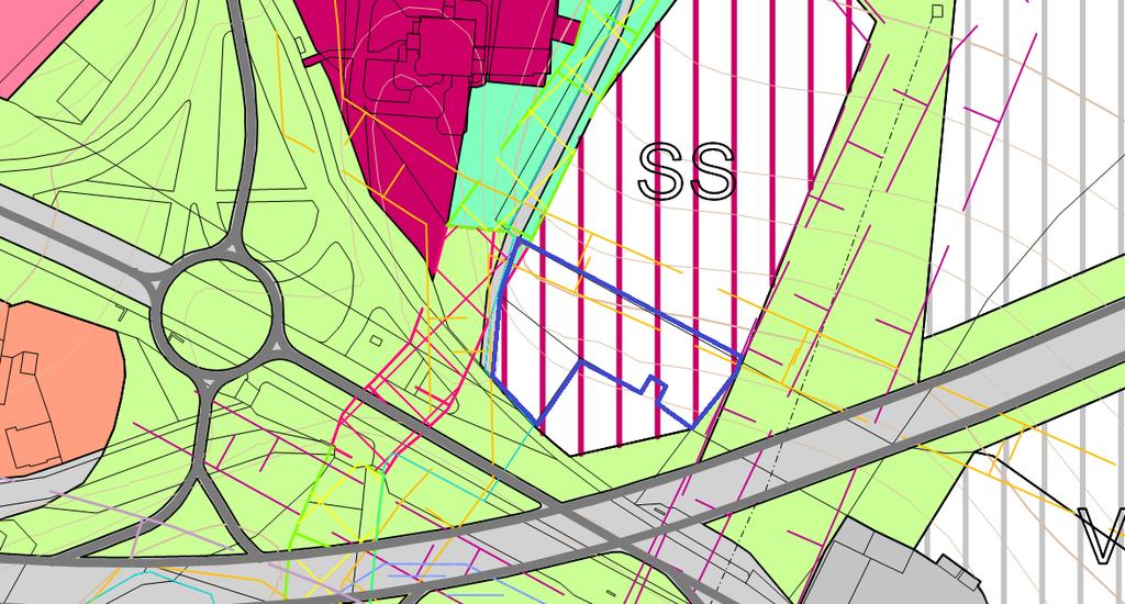 Severní částí pozemku prochází ochranné pásmo plynovodu na mapě znázorněno