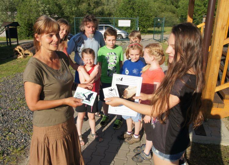 3.2.6 Geocachingová série S Drákulou v netopýřím světě Jako součást osvětových aktivit zaměřených na propagaci netopýrů na hradech, zámcích a dalších památkách byla v létě vytvořena geocachingová hra.