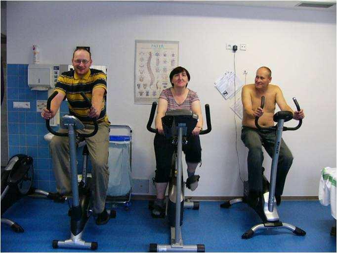 dekompenzaci některé kardiální či pulmonální komorbidity.