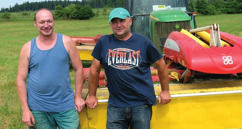 Hospodaří v oblasti s nadmořskou výškou 550 až přes 600 metrů, přičemž půdy jsou tam méně úrodné a převážně písčité.