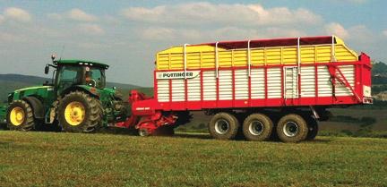 Kukurica na siláž zaberá okolo 25 ha a okrem spomínanej lucerny pestujú pre kŕmne účely ešte ovos.