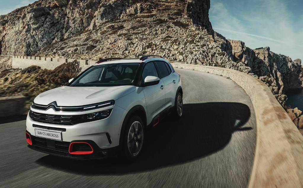 koncentrace užitečných technologií INTUITIVNÍ SYSTÉMY POSLEDNÍ GENERACE Technologicky vyspělé Nové SUV Citroën C5 Aircross nabízí spojení