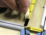 barva kůže 0,38 mm 1,00 mm 2-3 pt 28 m Rylovací příprava na kovovém základě pro všechny nástroje s adekvátně sníženou výškou rylek.