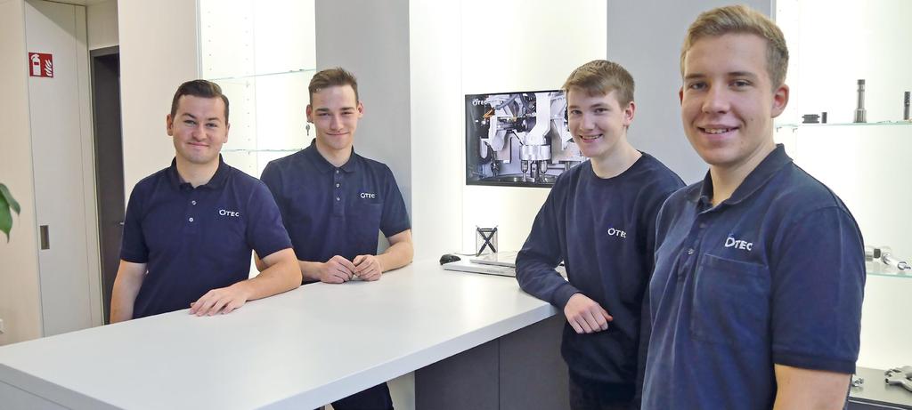 ZAMĚSTNANCI PŘEHLED DOKONALÝ START KARIÉRY Učňovské vzdělávání ve společnosti OTEC LEŠTĚNÍ KARBIDOVÝCH NÁSTROJŮ Stroje značky OTEC pomáhají výraznému zlepšení kvality karbidových nástrojů.