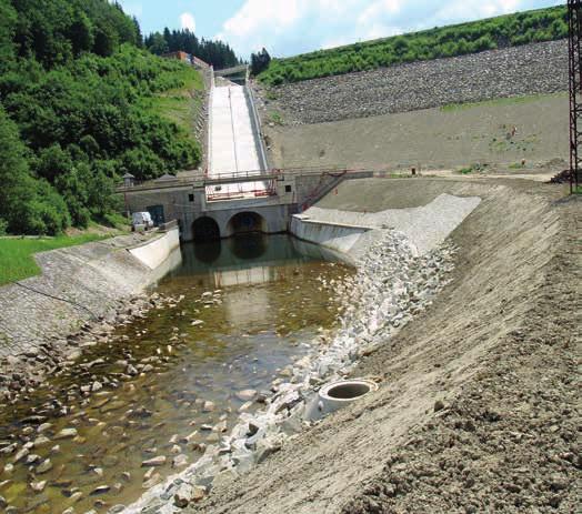Zpráva o stavu vodního hospodářství České republiky v roce 2017 Oblast protipovodňové ochrany V roce 2017 se pokračovalo v realizaci programu 129 260 Podpora prevence před povodněmi III.