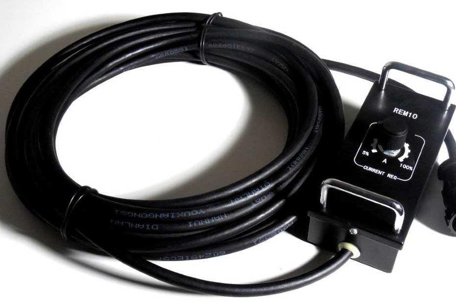 VM0025 Kabel zemnící 3 m 500 A 70 mm2
