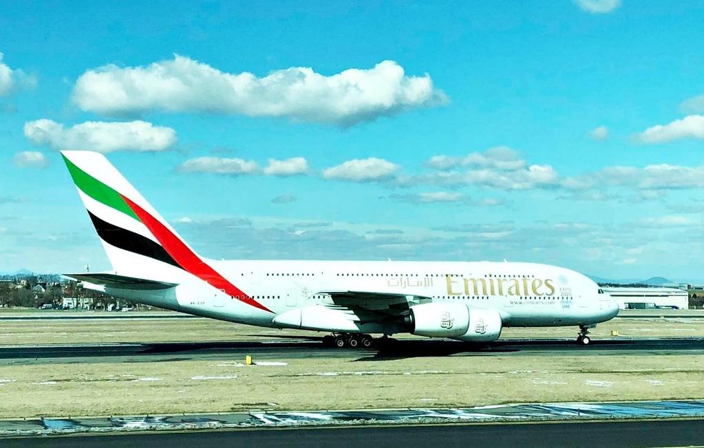 (Airbus A380-800) číslo 1  2 -