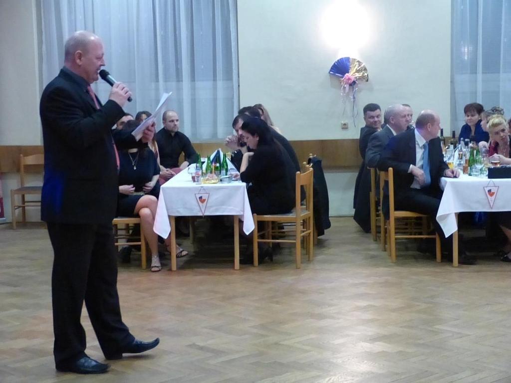 Ples TJ Ludgeřovice Konal se v Obecním domě 16.1.2016.