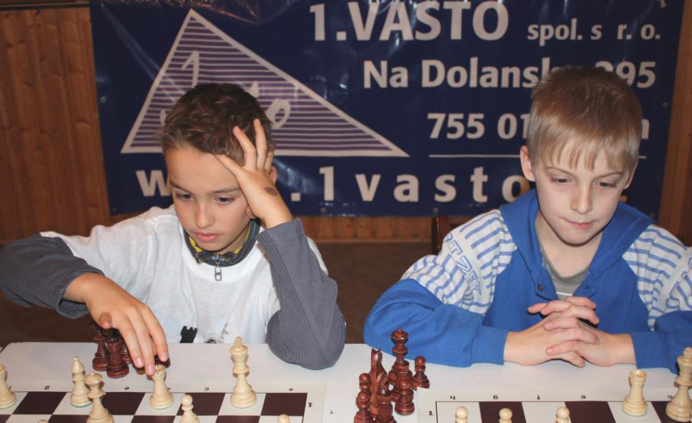 Týdeník Jalovec 22. 12. 2010: Mladí šachisté se sjeli do Francovy Lhoty V sobotu 12. prosince 2009 byl zahájen seriál mezinárodních turnajů 1. VASTO Grand Prix.