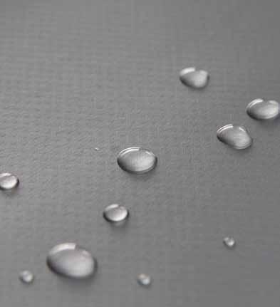 Certifikát Oeko- Tex zaručuje, že akrylové látky jsou ošetřeny ochrannou vrstvou odolnou proti vodě a nejsou toxické.