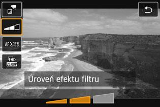 v Snímání filmů s kreativními efekty filtrů 5 Upravte úroveň efektu filtru. Stiskněte tlačítko <Q> a vyberte ikonu pod [Kreativní filtry].
