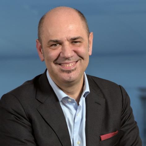Klademe zvláštní důraz na diverzitu a inkluzi, jež jsou stále významnějšími principy v dnešní multikulturní a multilingvní společnosti.