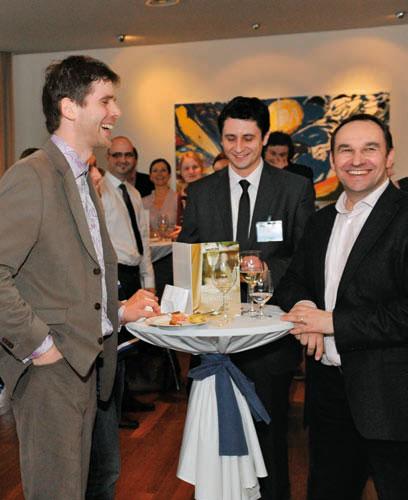 68 69 www.strategie.cz Coffee breaky jsou na konferencích motorem pro byznys produktů a služeb se vyplatí uvažovat o věrnostních programech.