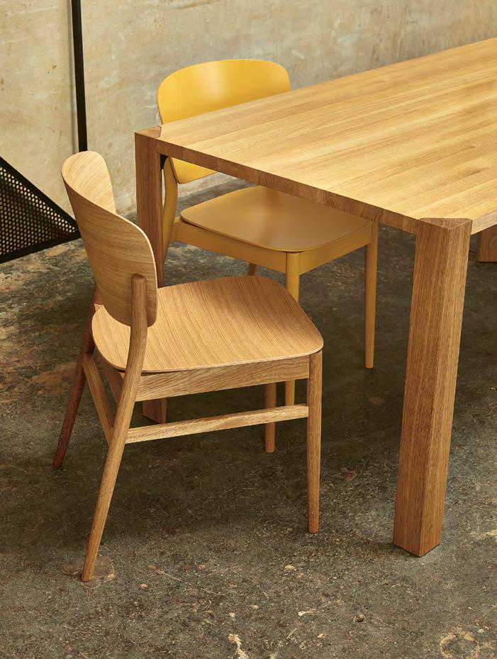 8 9 Židle lze vzájemně stohovat Chairs stack easily Stühle lassen sich leicht stapeln Krzesła można łatwo sztaplować Pro extrémně