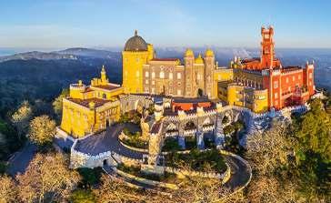 den: Návštěva monumentálního kláštera MAFRA, který je největší portugalskou stavbou.