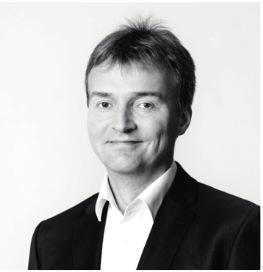 Gerhard Schickhofer TU-Graz Institut pro dřevěné stavby a technologie použití kompozitních výrobků ze dřeva v moderní