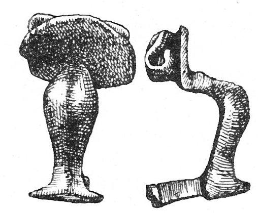 Destičkovitá spona (podle Droberjar 2002, 308). Obrázek 25: Třebusice, hrob LXXXV/22.