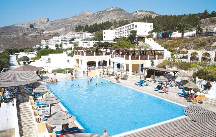 Hotel Dimitra Beach Resort **** Kvalitní hotel s vysokou úrovní služeb a vyhlášeným all inclusive přímo nad pláží nabízí skvělou dovolenou nejen pro rodiny s dětmi.