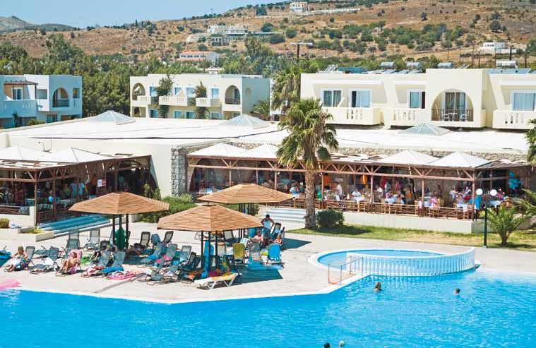 Hotel Akti Beach Club **** Kvalitní hotel s výbornou polohou u pláže nabízí široký program all inclusive a je vhodný pro dvojice i rodiny s dětmi.